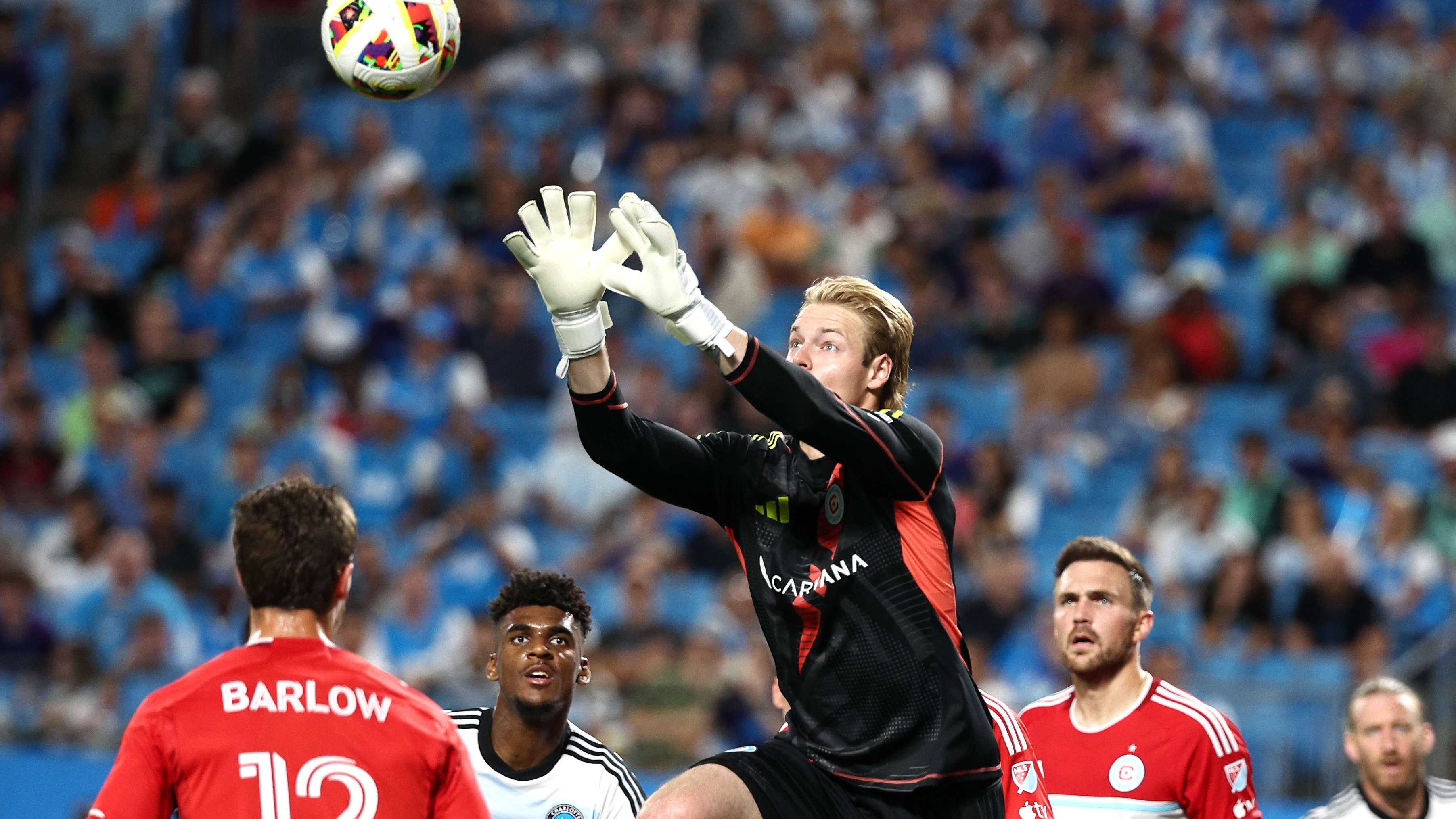 入乡随俗！广东新援入队仪式亮相，球迷调侃正式加盟！